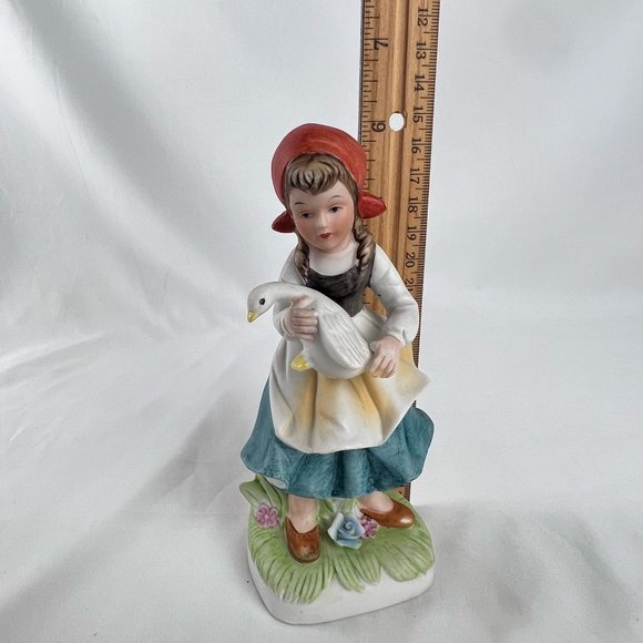 Vintage Porcelain Figurine of Village Girl Lady w/Red Hat Holding Goose 6" - Picture 9 of 10